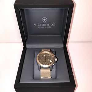 Victorinox Swiss Made Original Chronograph 241533